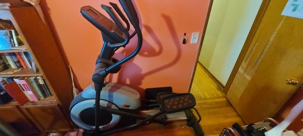 Pro-Form 6.0 E.T. Elliptical iFit Used Excellent Condition
