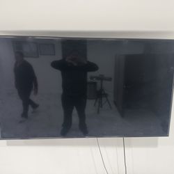 65inch Tv And Wall Mount