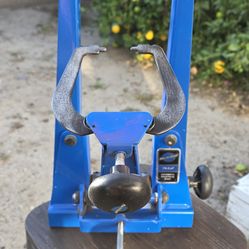 Park tool truing stand