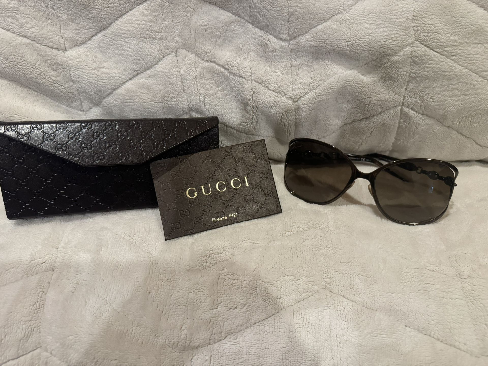 Gucci Women’s sunglasses