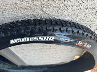 Maxxis Aggressor 27.5 Tire