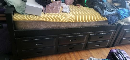 Twin Size Captains Beds With 3 Drawers