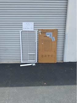 $50 #2993 (55” Tall x 29-32” wide) Extra Tall Cat safety gate for toddler cat or dog