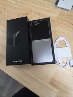 Samsung flip 6 256gb.  Tmobile And METRO Pcs