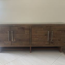 Solid Wood TV Console – Aviation Style Hardware – Excellent Condition