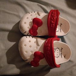 Hello Kitty Shoes