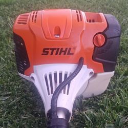 Stihl FS 111 Commercial Extended Hedge Trimmer 