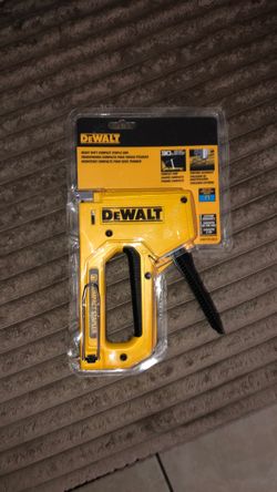 DeWalt Heavy Duty Compact Staple Gun