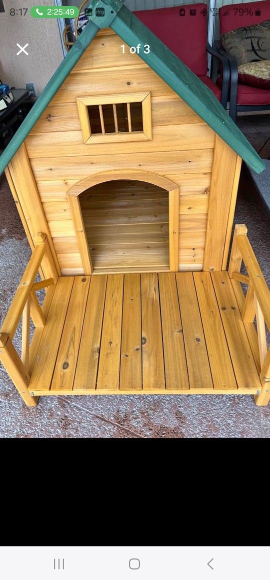Dog House (Accessories Included)