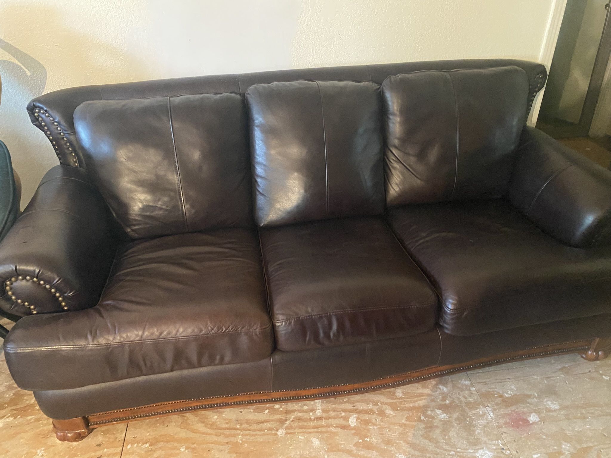 Beautiful Chocolate Brown Real Leather Couch Set 
