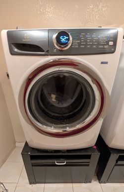 Electrolux washer & Dryer
