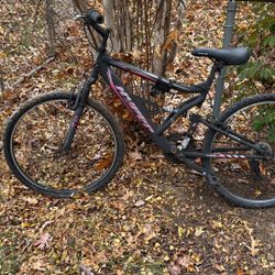 Hyper Shocker mountain bike.