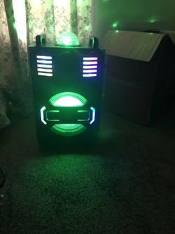 Bluethooth speaker with lights