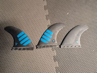 Futures Fins Alpha Medium F6