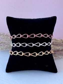 Wire Link Bracelet - Choose Color