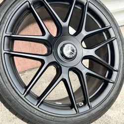 Mercedes G WAGON AMG WHEELS With Pirelli 