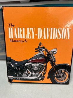 The Harley-Davidson Motorcycle Book 100 years