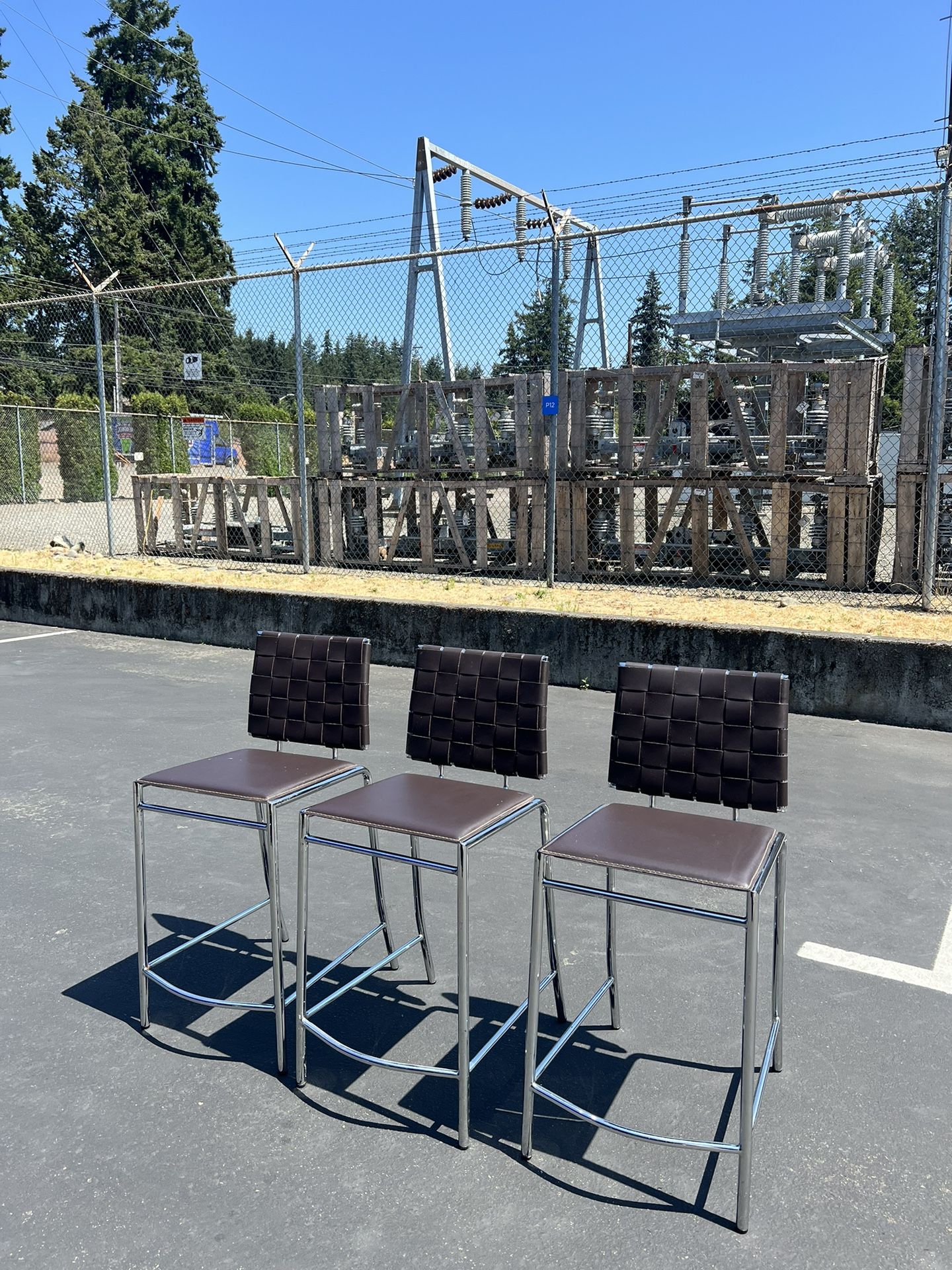 Zuo Criss Cross Counter Stool (Set of 3) barstool