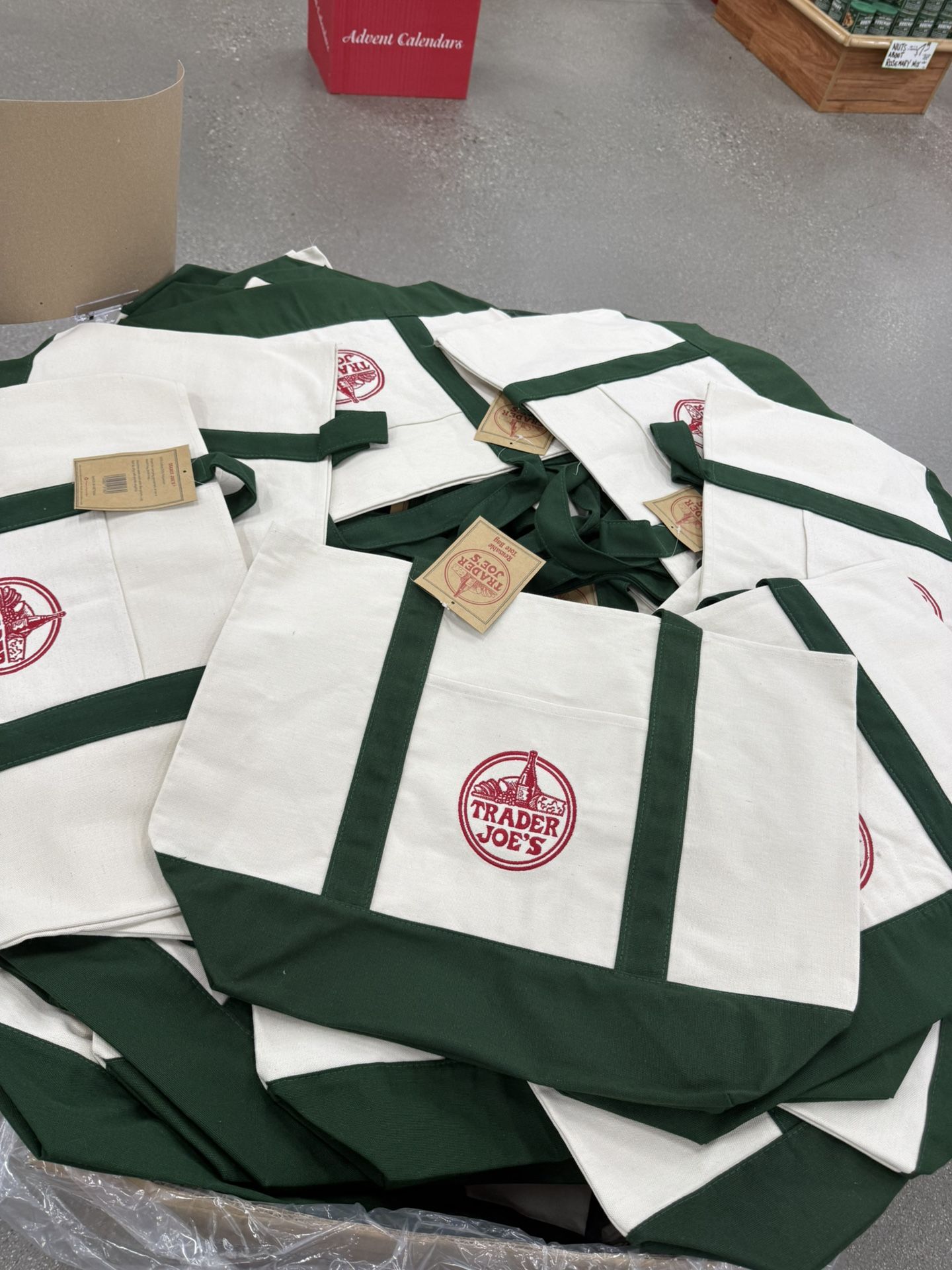 Trader Joe’s Large Green Tote Bag