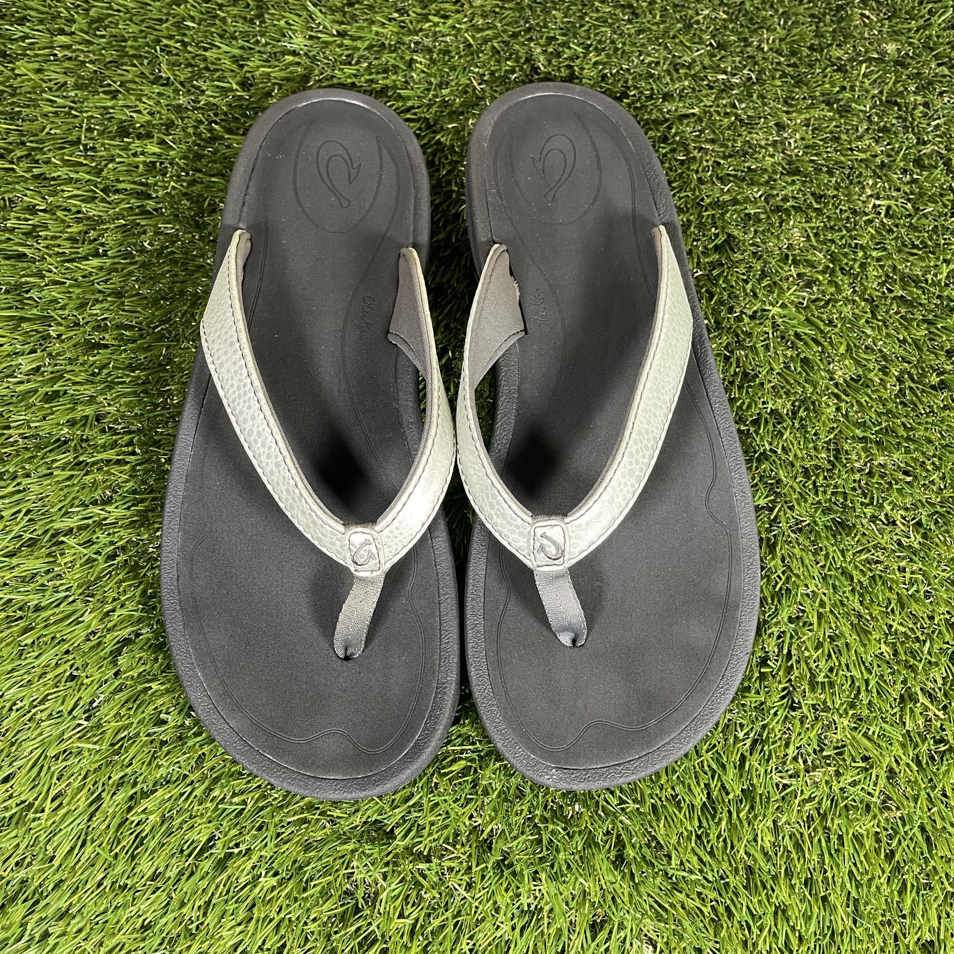 Olukai Kulapa Kai Thong Silver Sandals Flip Flops Shoes Women’s Size 8 ...