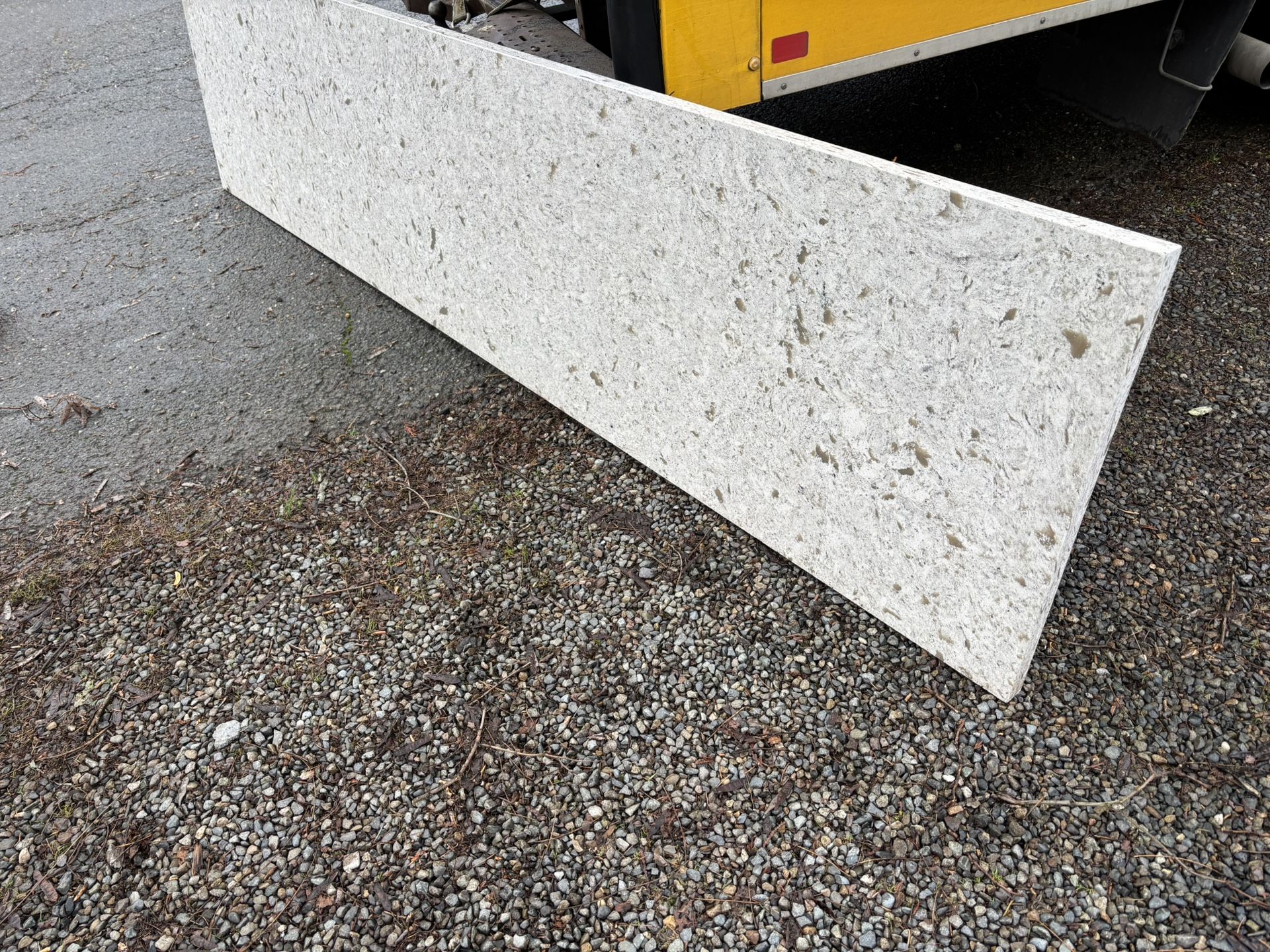 Quartz Countertop 26x110