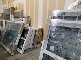 Storm-ready impact windows.
Custom fit. Competitive pricing.