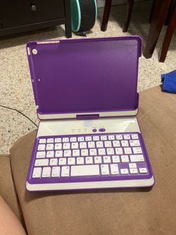 Snugg Mini Ipad case with keyboard