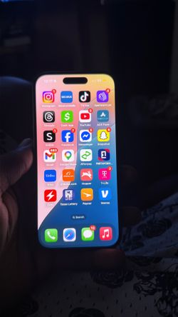 iPhone 16