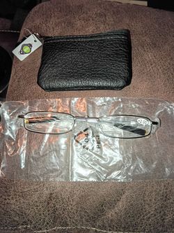 Foldable reading glasses