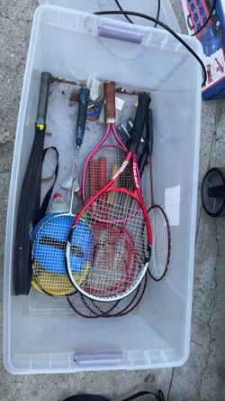 Tennis & badminton equipment