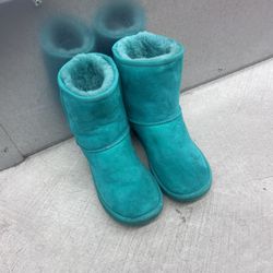 Kids Size 3 Teal Uggs