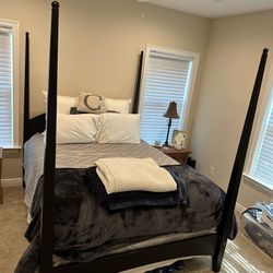 Vintage Boho Ethan Allen Queen Solid Wood  4 Post Bed Frame