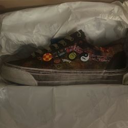 Vans Souvenir Size 9