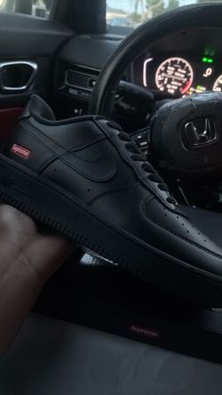 Nike Air Force 1 Low Supreme Black