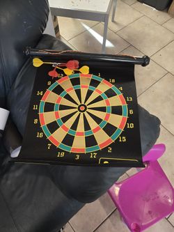 Magnetic Dart Board 