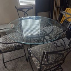 4 Ft Round Table Set 