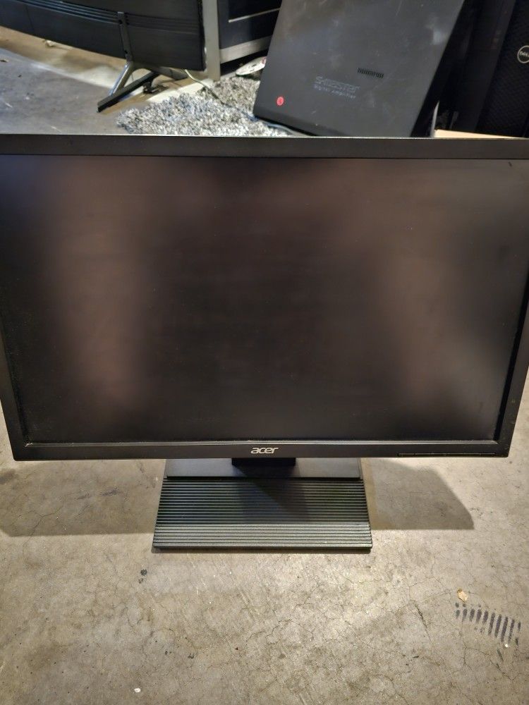 22 Inch Monitor $20