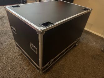 Large road case