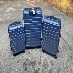 Versatile Travel Kits Perfect for Every Journey! ten environment