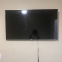 50” LG TV