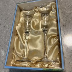 Carnival Honeymoon Glasses Set of 2