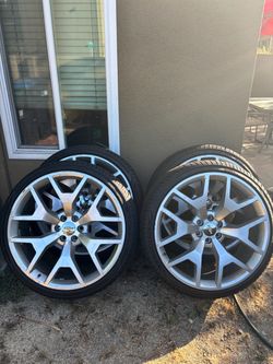 26 in Aluminum rims and brand new tires