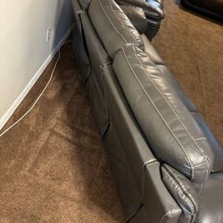 6 Pc Gray Reclining Leather Couch (Willing To Negotiate)