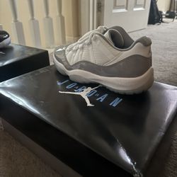 Jordan 11 Low Cool Grey – Lightly Worn – OG Box