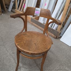 Beautiful Bar Stool/Captains Chair