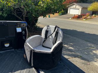 Small Dog Pet Car Bed Dog Seat Like New