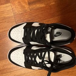 Pandas Dunks Size 9 Men