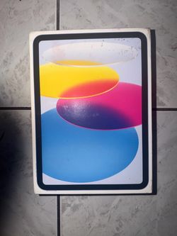 Apple iPad 10th Generation Box