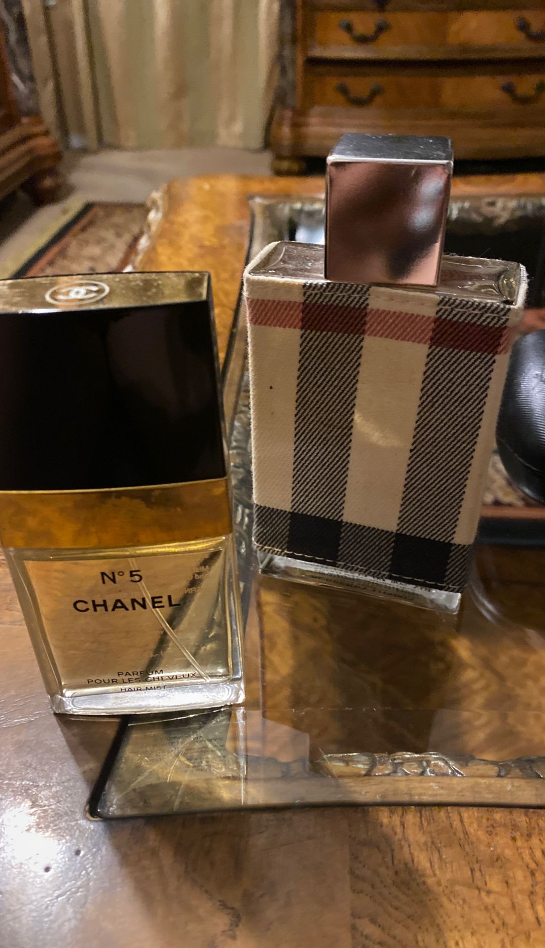 Perfume Chanel y Burberry