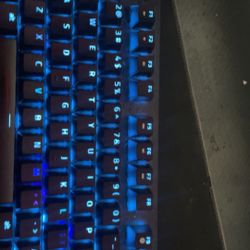 Black widow V3 Tenkeyless Razer